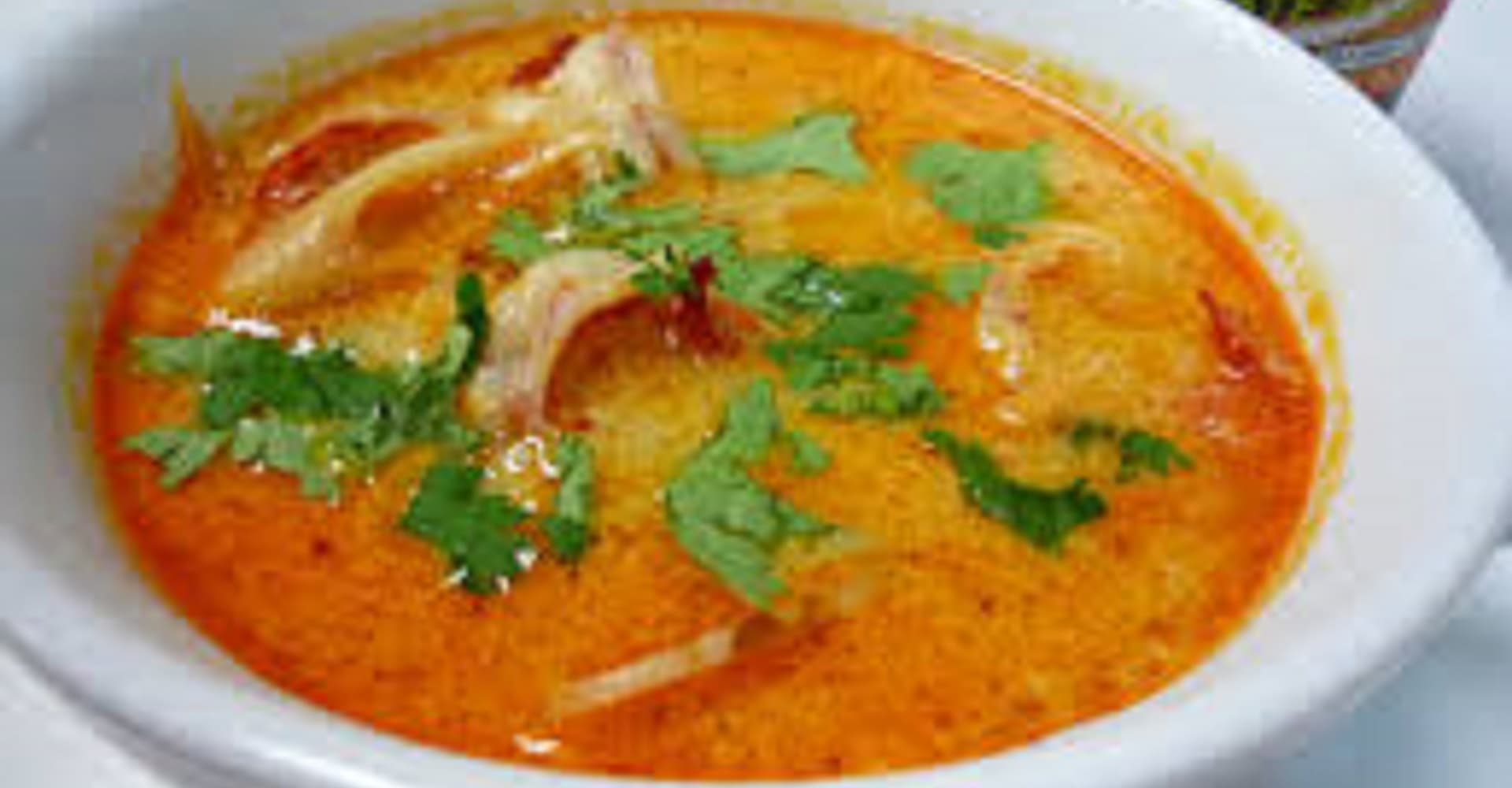 Tom Yum krevetisupp koriandriga
